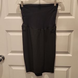 Motherhood Maternity black pencil skirt with full belly. Size XS